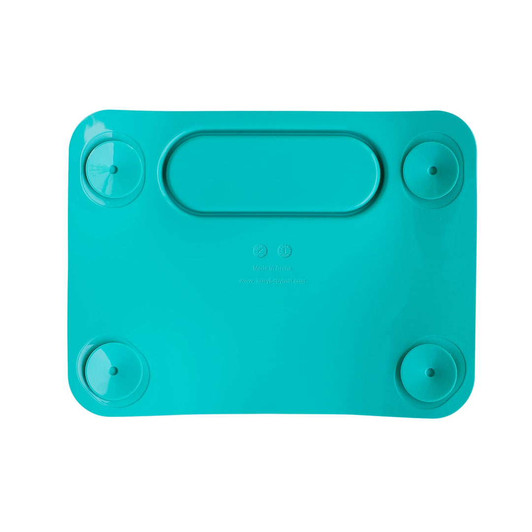 Alfombra de silicona de bebé ocupada con correas de juguete