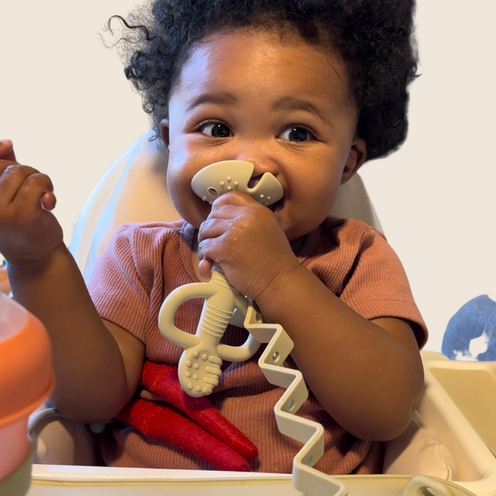 Baby ocupado 2 en 1 TEATHER Y ENTRENAMIENTO Cuchara